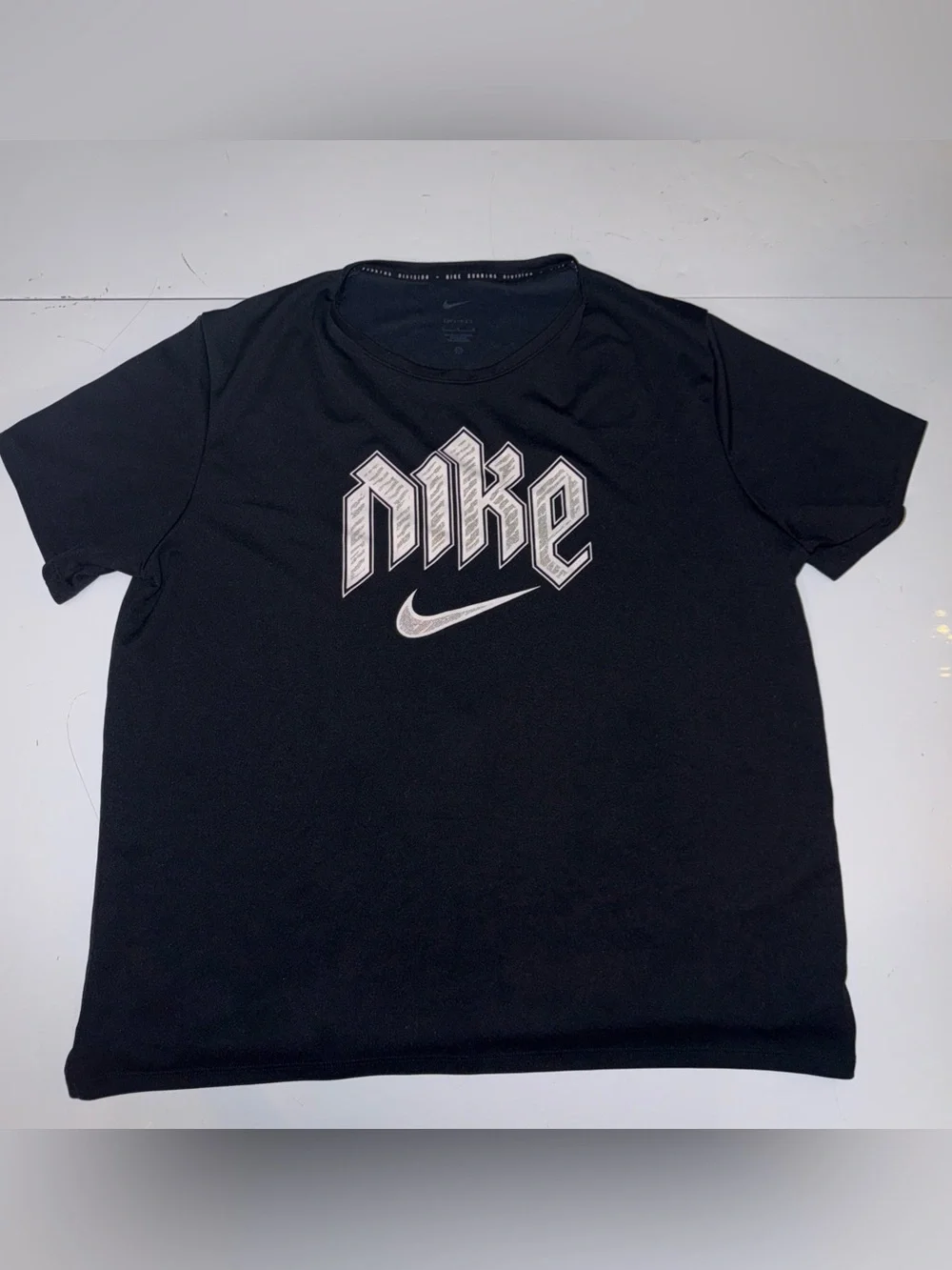 Nike Miler Dri-Fit Run Division Running Shirt Mens Large DX0839-010 ****Rare!!!